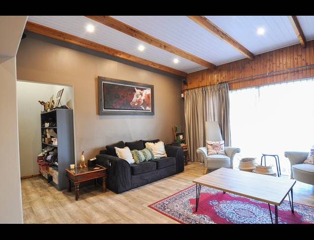 5 BEDROOM HOUSE FOR SALE IN SASOLBURG EXT 23